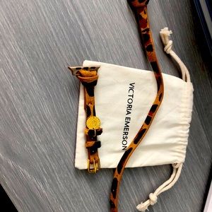 Victoria Emerson Apple Wrap band